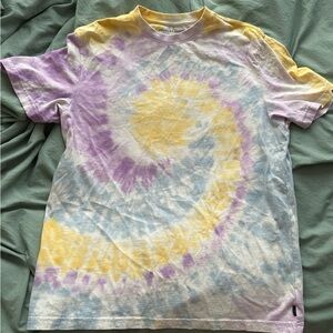 AE tie-dye tee
